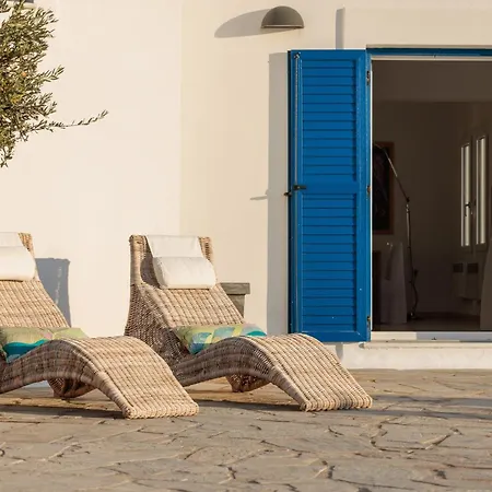 Casa Luna Naxos City